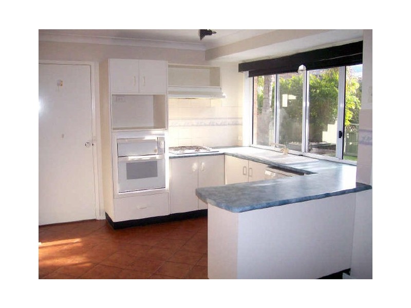 31 Taminga Crescent, Cordeaux Heights NSW 2526
