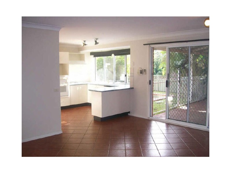 31 Taminga Crescent, Cordeaux Heights NSW 2526