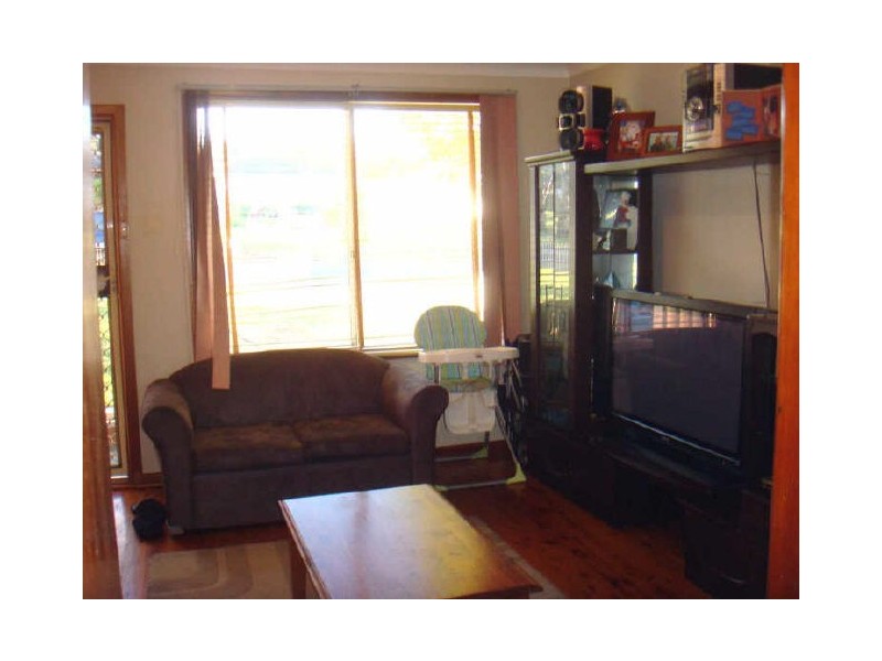 305 Northcliffe Drive, Berkeley NSW 2506