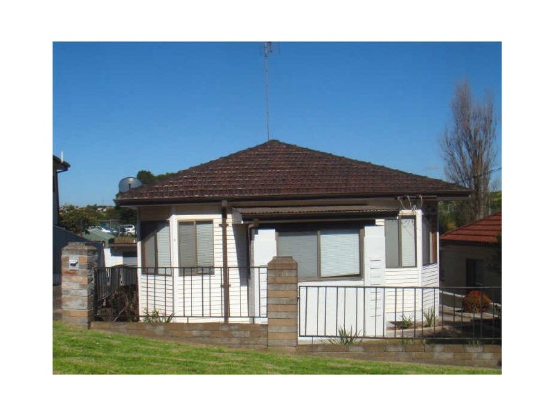 7 Lackawanna Street, Cringila NSW 2502