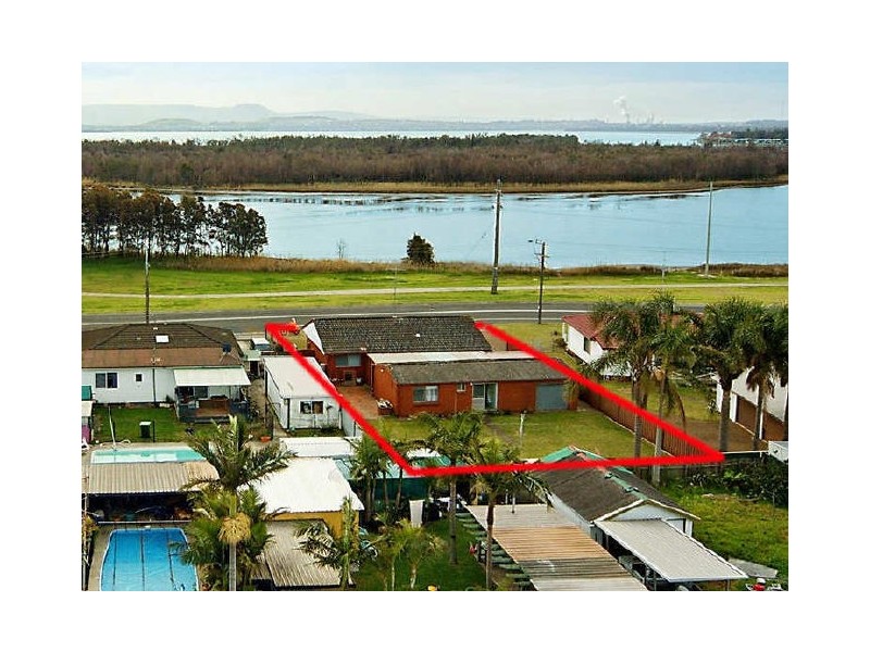 135 Reddall Parade, Lake Illawarra NSW 2528