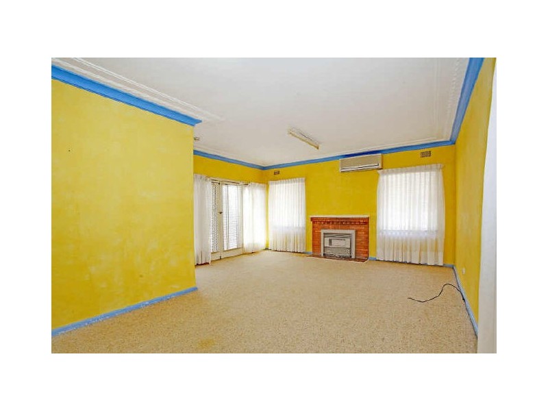 216 Lakeview Parade, Primbee NSW 2502