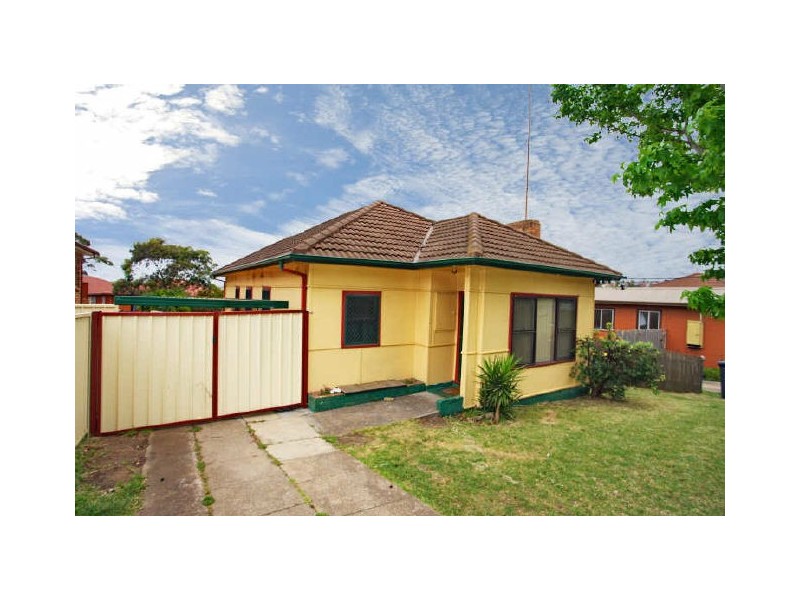 69 Robertson Street, Port Kembla NSW 2505