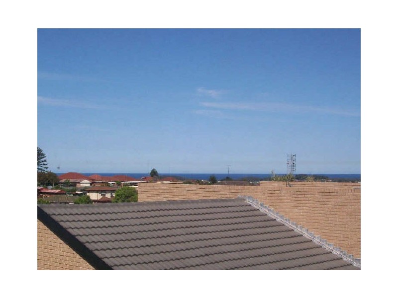 6/6-8 Melinda Grove, Lake Heights NSW 2502