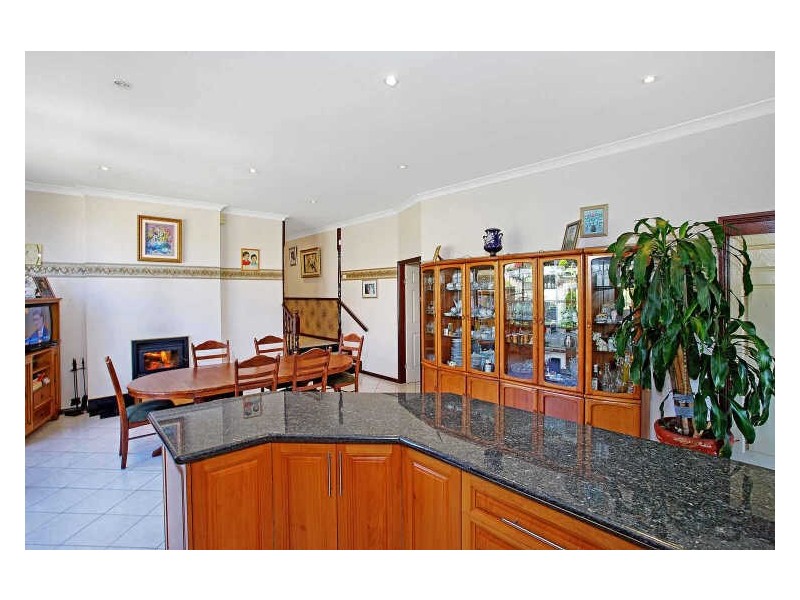 116 Vermont Rd, Warrawong NSW 2502