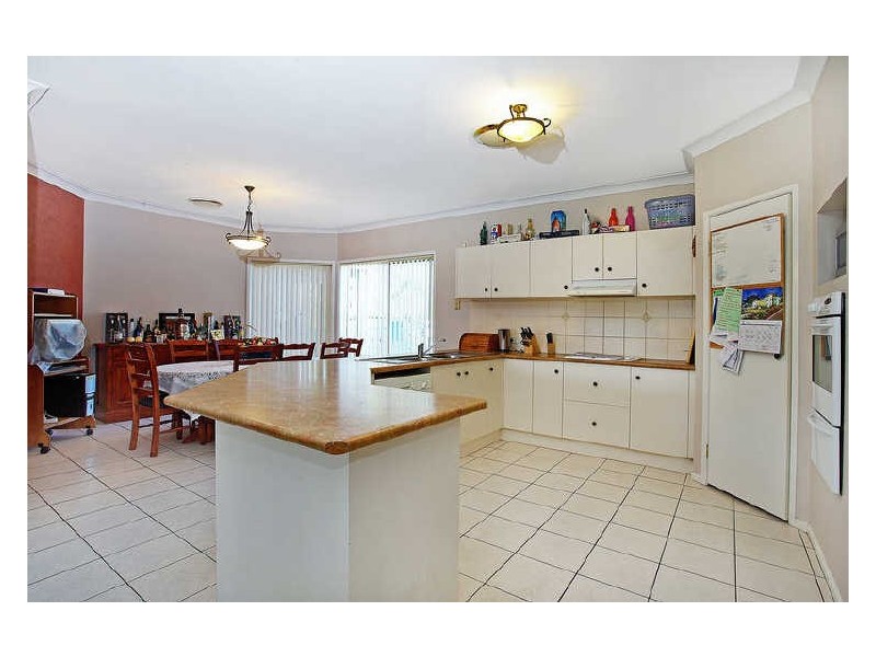 5 Trifecta Pl, Kembla Grange NSW 2526