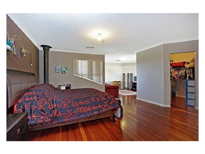 5 Trifecta Pl, Kembla Grange NSW 2526