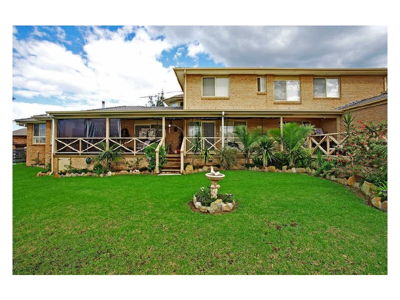 5 Trifecta Pl, Kembla Grange NSW 2526