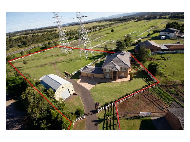 5 Trifecta Pl, Kembla Grange NSW 2526