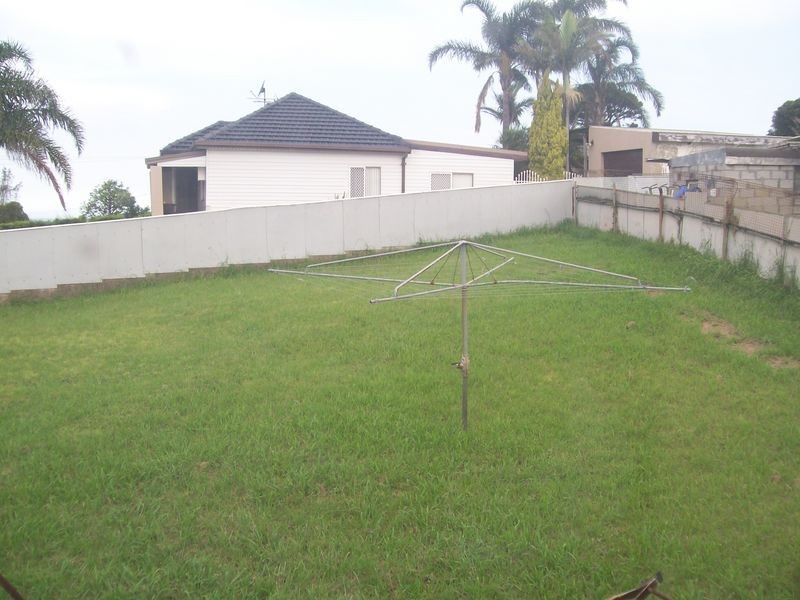 57 Lake Avenue, Cringila NSW 2502