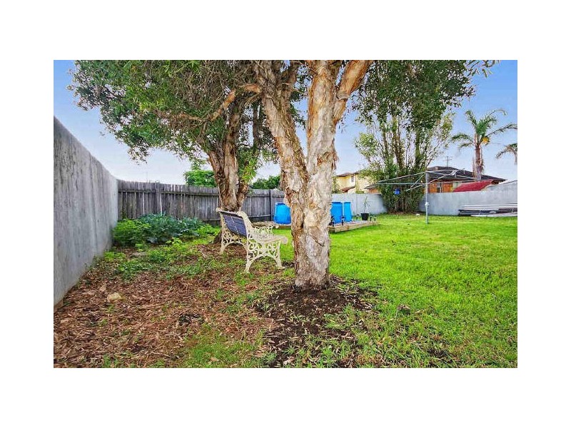 4 Wilkinson Street, Berkeley NSW 2506