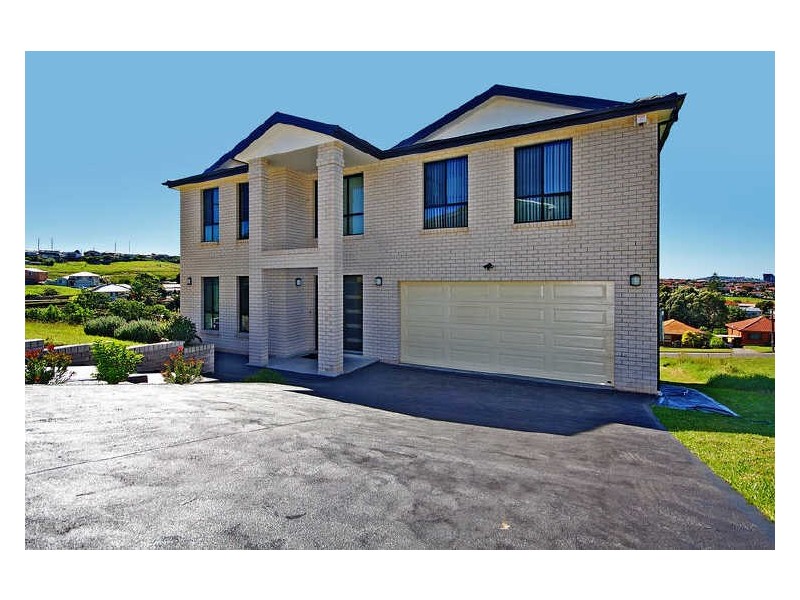 9 Aitken Place, Lake Heights NSW 2502