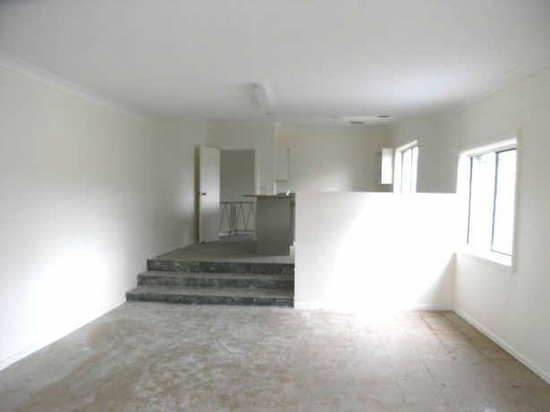 7F Lake Avenue, Cringila NSW 2502