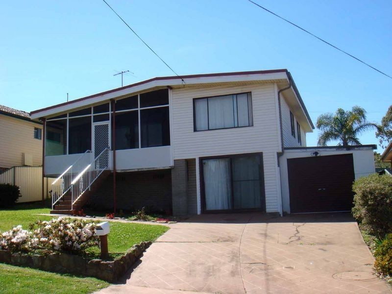 76 Landy Drive, Mount Warrigal NSW 2528