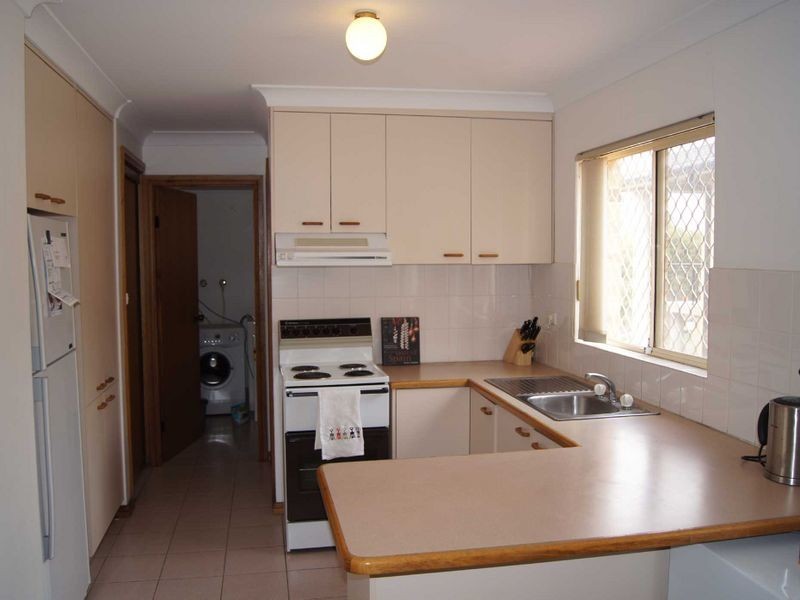 3/34 Surfside Drive, Port Kembla NSW 2505