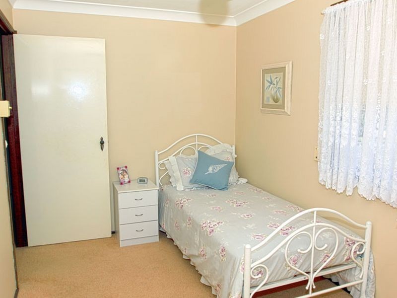 97 Madigan Boulevarde, Mount Warrigal NSW 2528