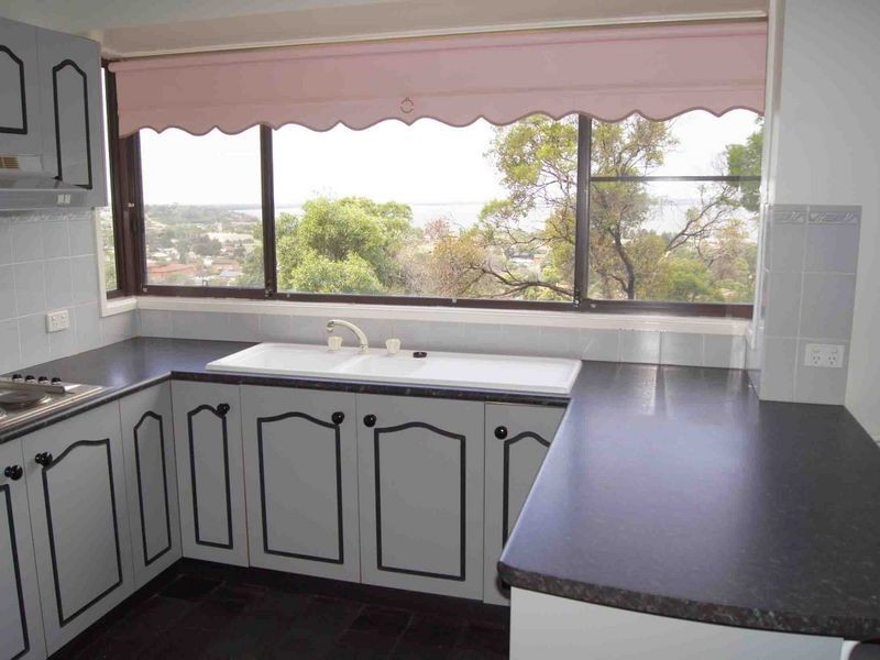 14 Masthead Place, Berkeley NSW 2506