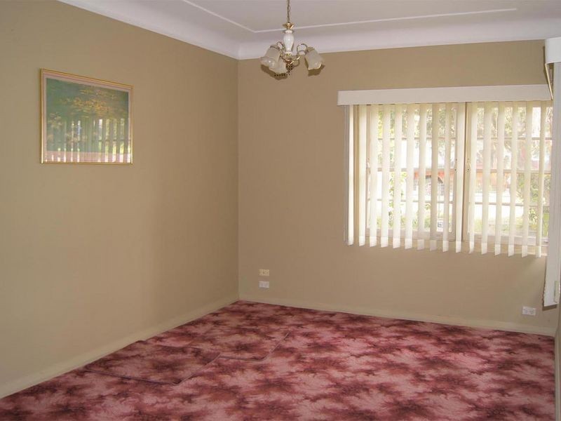 21 Stuart Road, Warrawong NSW 2502