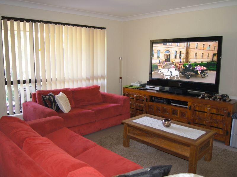 18 Fifth Avenue, Port Kembla NSW 2505