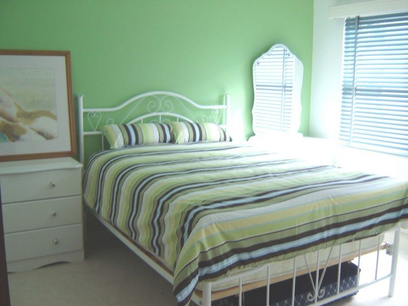 149 Northcliffe Drive, Lake Heights NSW 2502
