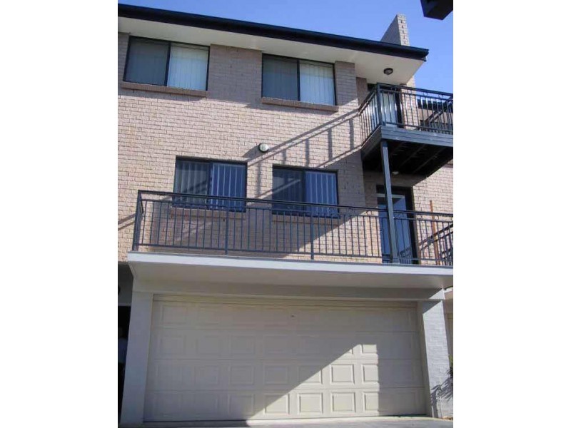 1/6 – 8 Melinda Grove, Lake Heights NSW 2502