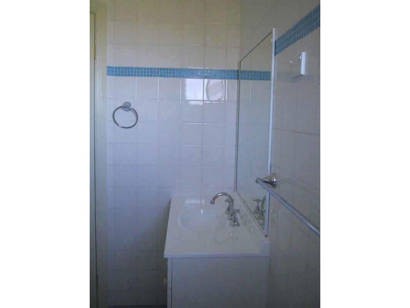 1/6 – 8 Melinda Grove, Lake Heights NSW 2502