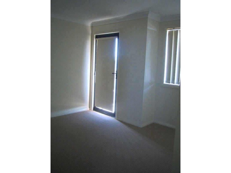 1/6 – 8 Melinda Grove, Lake Heights NSW 2502