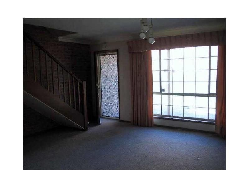 2/45 Surfside Drive, Port Kembla NSW 2505