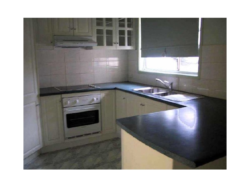 380 Northcliffe Drive, Lake Heights NSW 2502