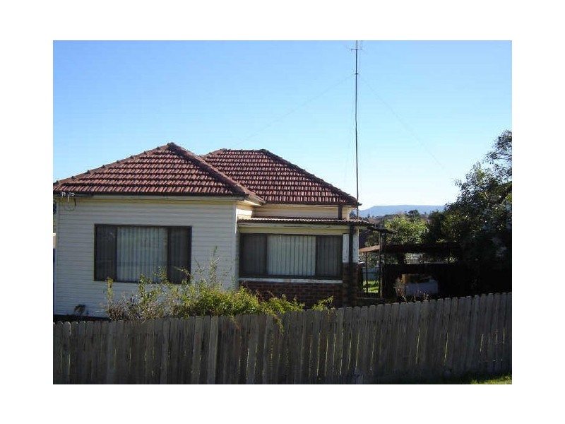 45 Third  Avenue North, Warrawong NSW 2502