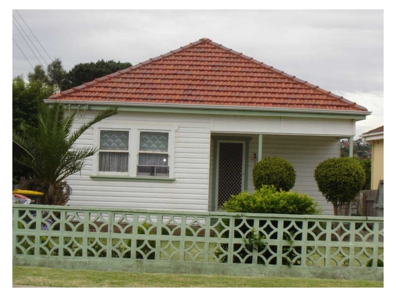 98 Lakeview Parade, Primbee NSW 2502