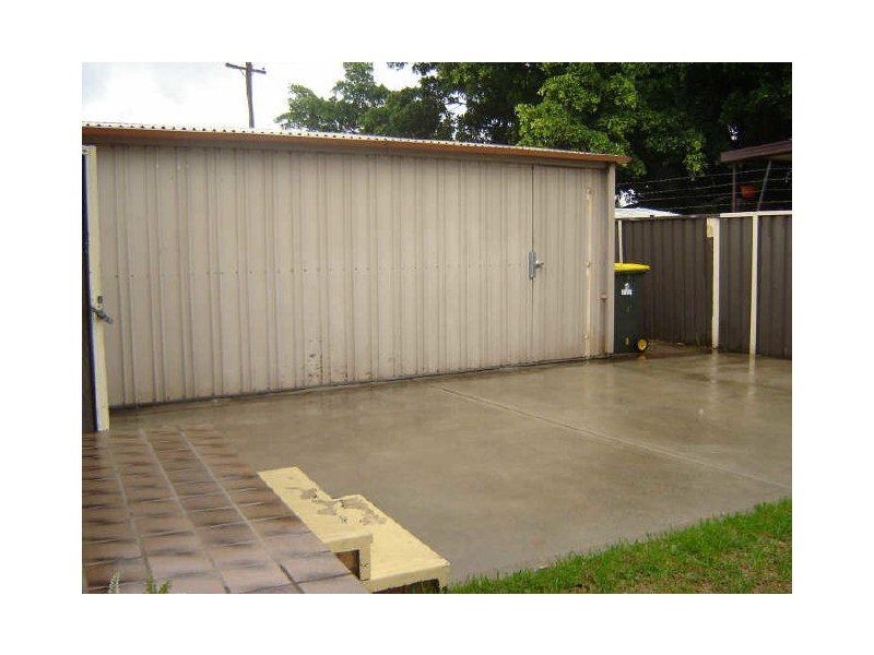 2/232 Windang Road, Windang NSW 2528