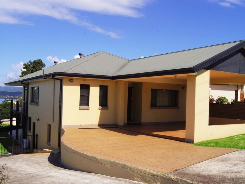 16 Buena Vista Avenue, Lake Heights NSW 2502