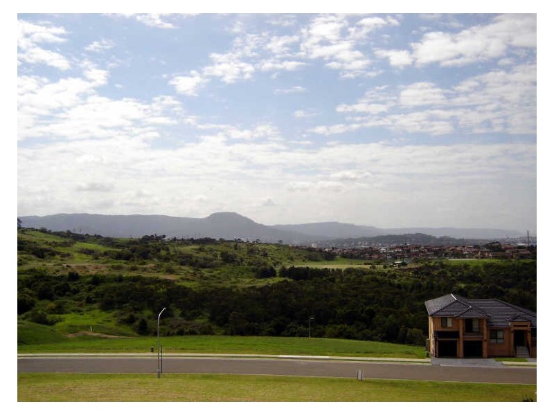 256 Flagstaff Road, Lake Heights NSW 2502