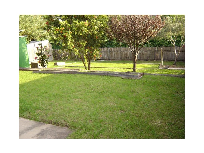 26 Jackson Avenue, Warrawong NSW 2502