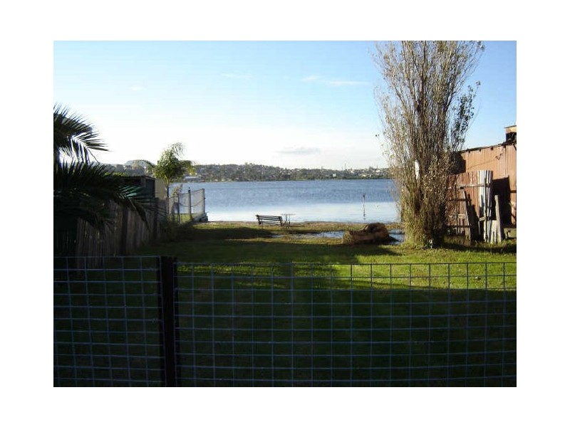 68 Lakeview Pde, Primbee NSW 2502