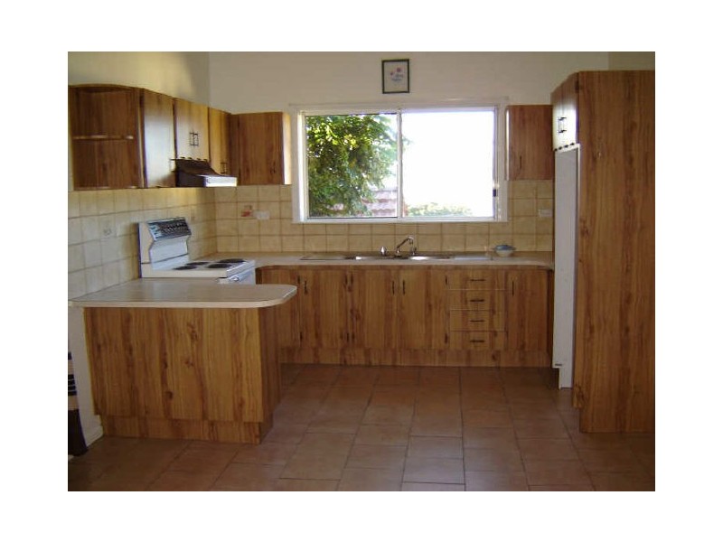 68 Lakeview Pde, Primbee NSW 2502