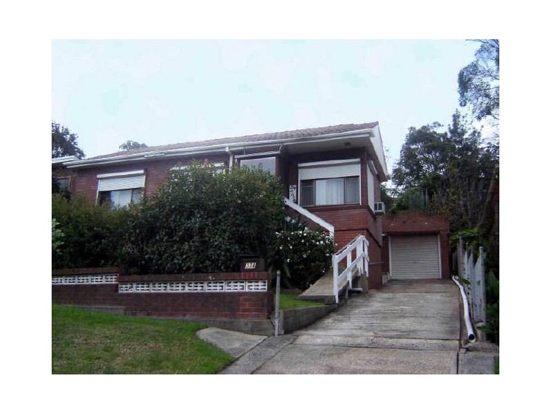 374 Northcliffe Drive, Lake Heights NSW 2502