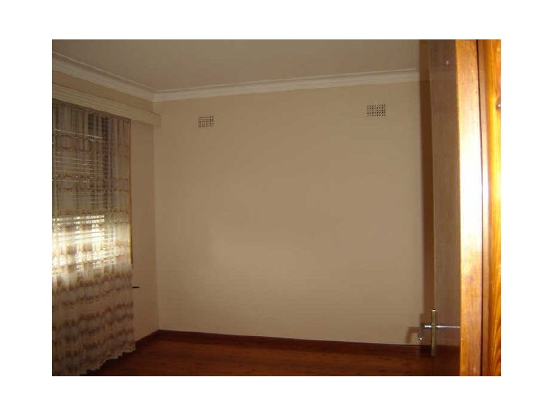 2/21 Wilma Street, Warrawong NSW 2502