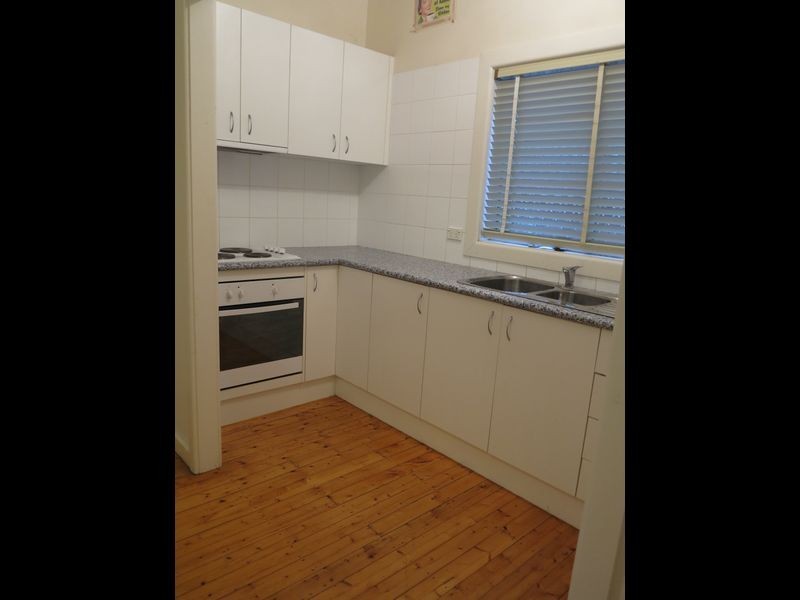 93 Shellharbour Rd, Port Kembla NSW 2505