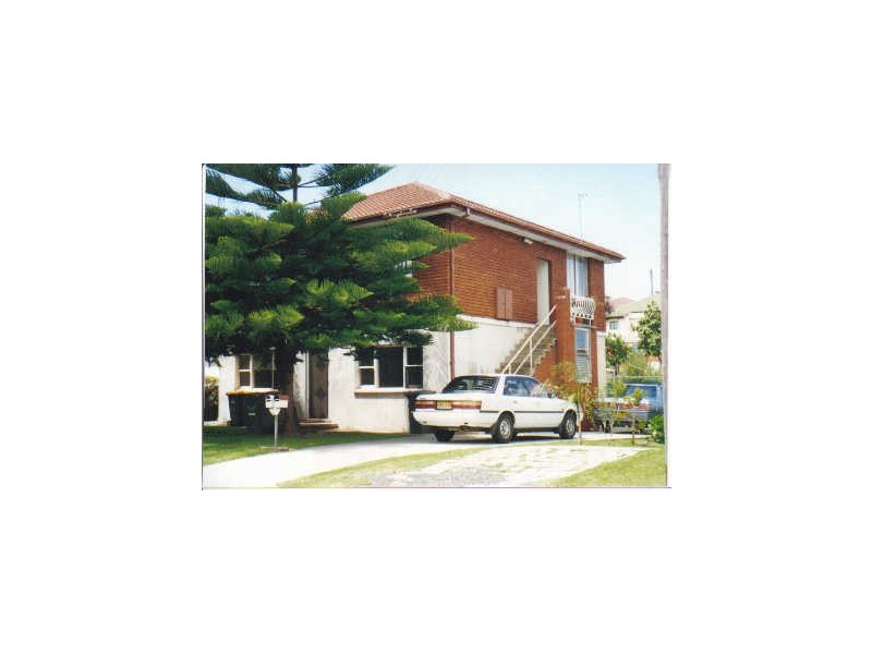 1/61 Mirrabooka Road, Lake Heights NSW 2502