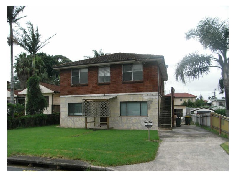 1/61 Mirrabooka Road, Lake Heights NSW 2502