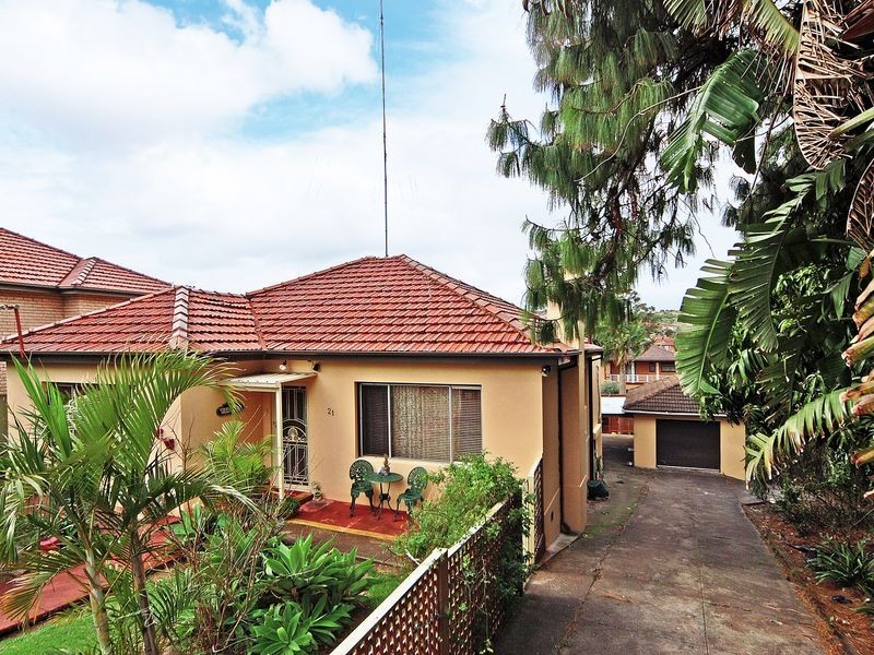21 Bent Street, Warrawong NSW 2502