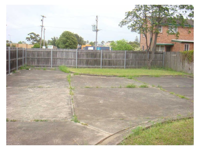 6/30 Burke Way, Berkeley NSW 2506