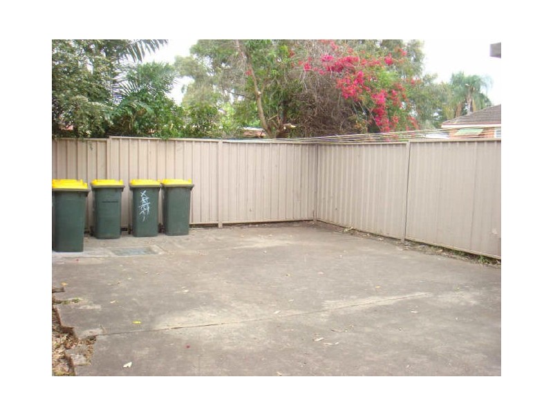 2/30 Burke Way, Berkeley NSW 2506