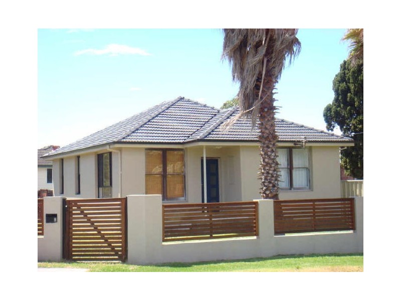 1 Karmel Street, Berkeley NSW 2506