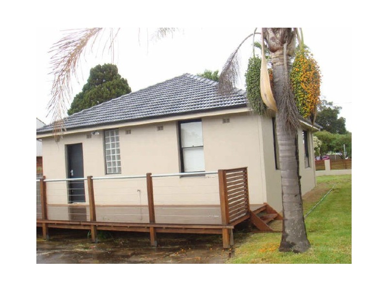 1 Karmel Street, Berkeley NSW 2506