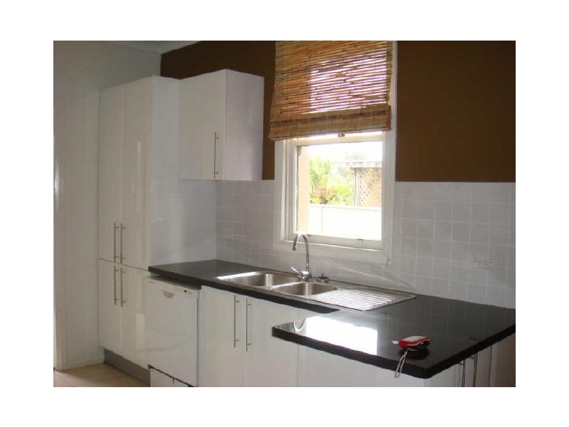 1 Karmel Street, Berkeley NSW 2506