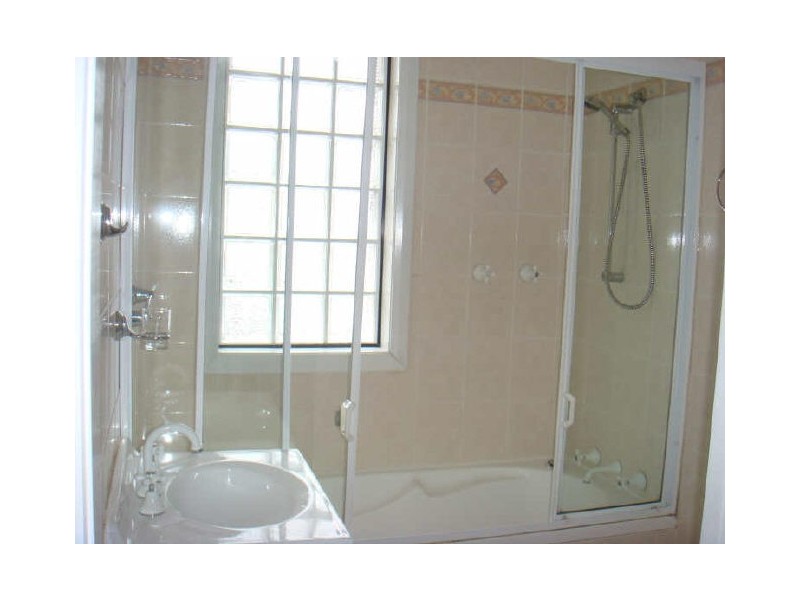 1 Karmel Street, Berkeley NSW 2506