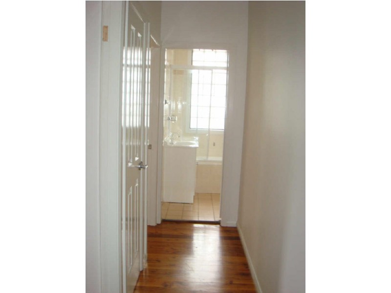 1 Karmel Street, Berkeley NSW 2506